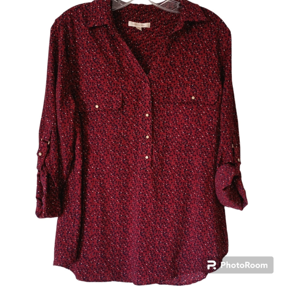 Skies Are Blue Womens Cranberry Red Print Blouse Sz L Tab sleeves missing button